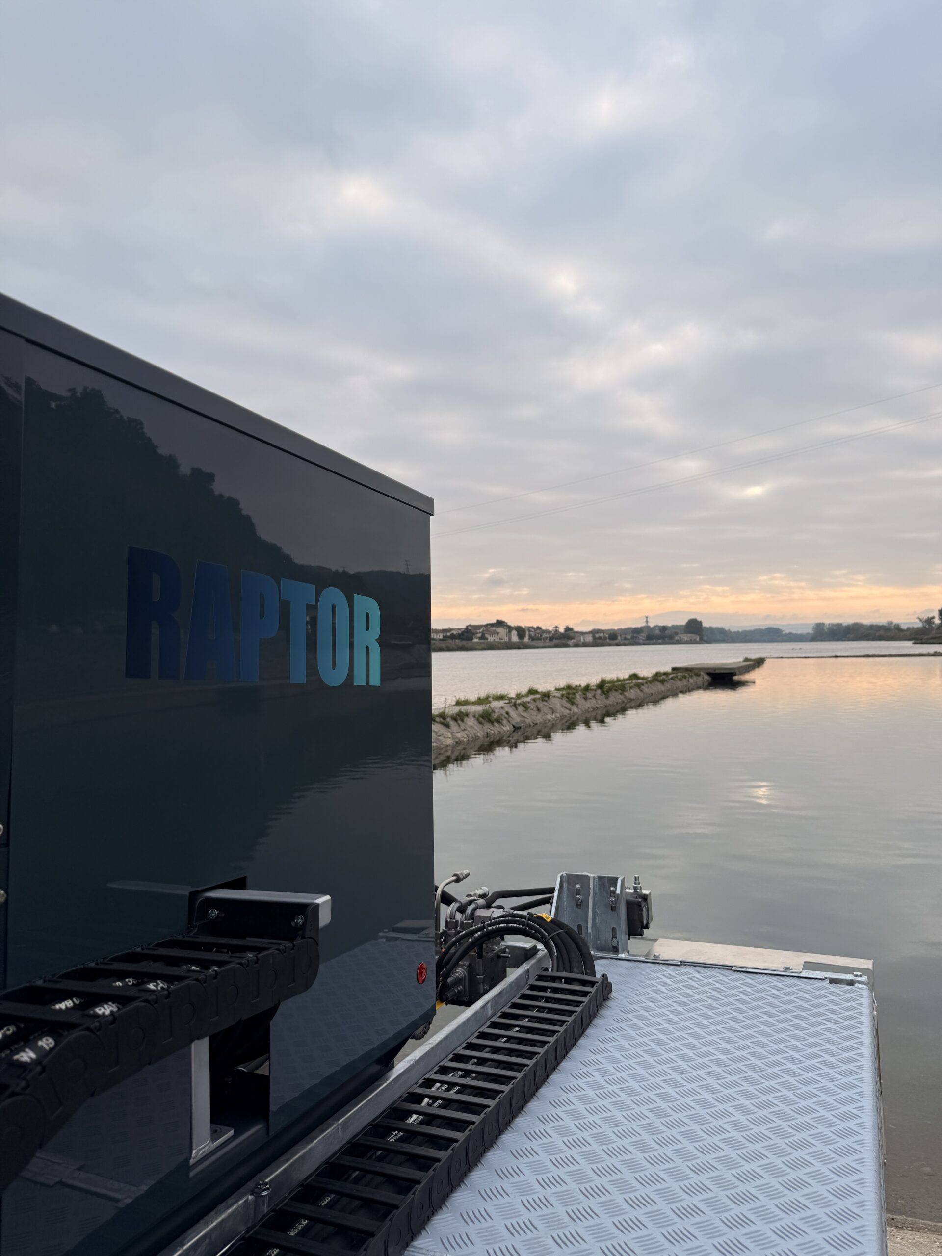 Plancher antidérapant du RAPTOR